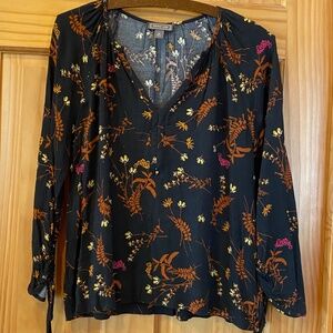 Point Sur Black Long Sleeved Blouse w Flowered Designs Size M